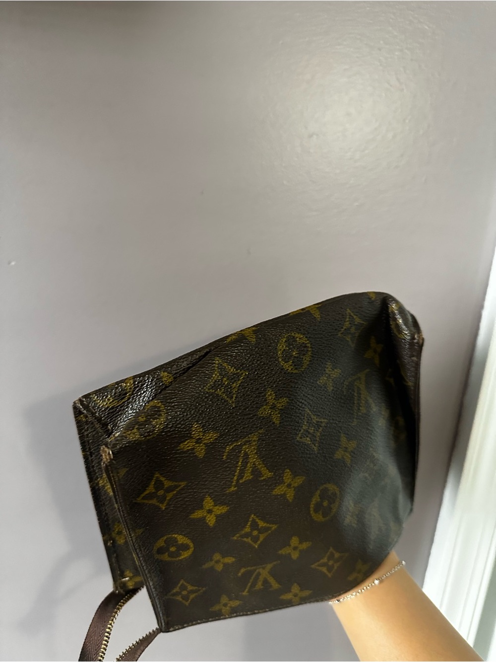 Pouch - Picture 6 of 8